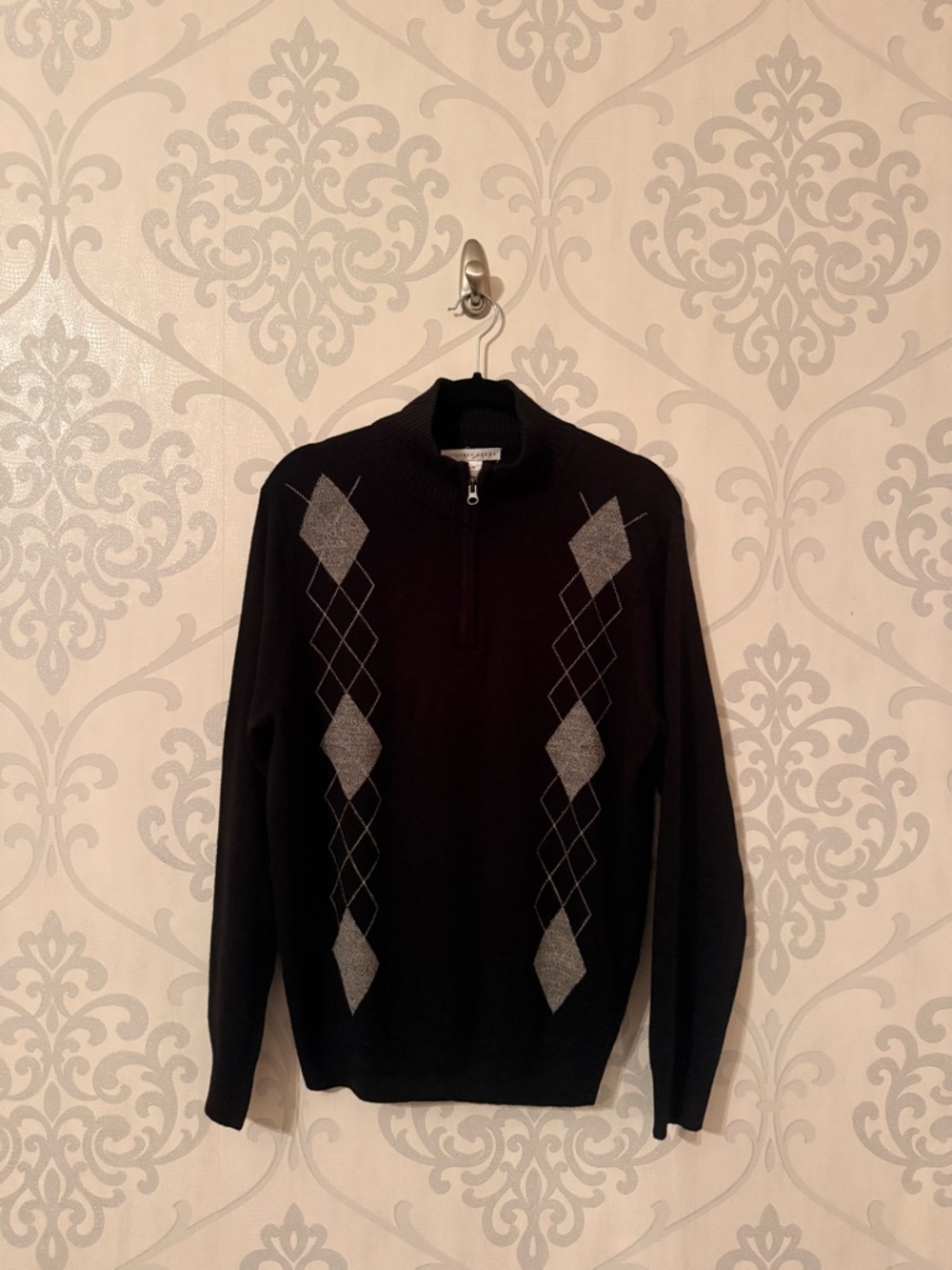 Geoffrey Beene Black Quarter-Zip Sweater with Silver Argyle